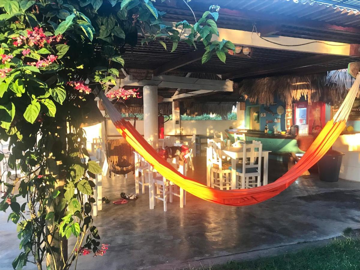 The Spot - Beachfront Sports Pousada 이카라이 외부 사진